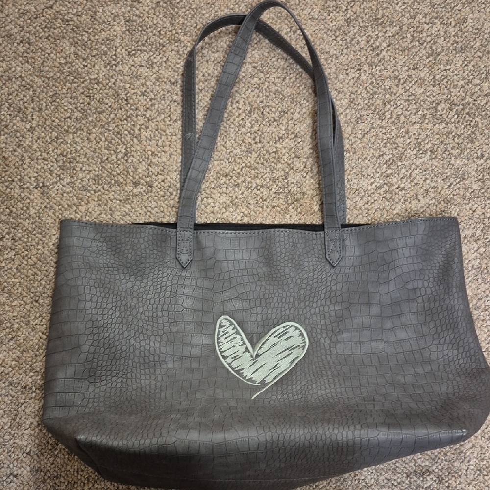 Thirty-One Gray Textured Tote Bag with Heart Design NWOT